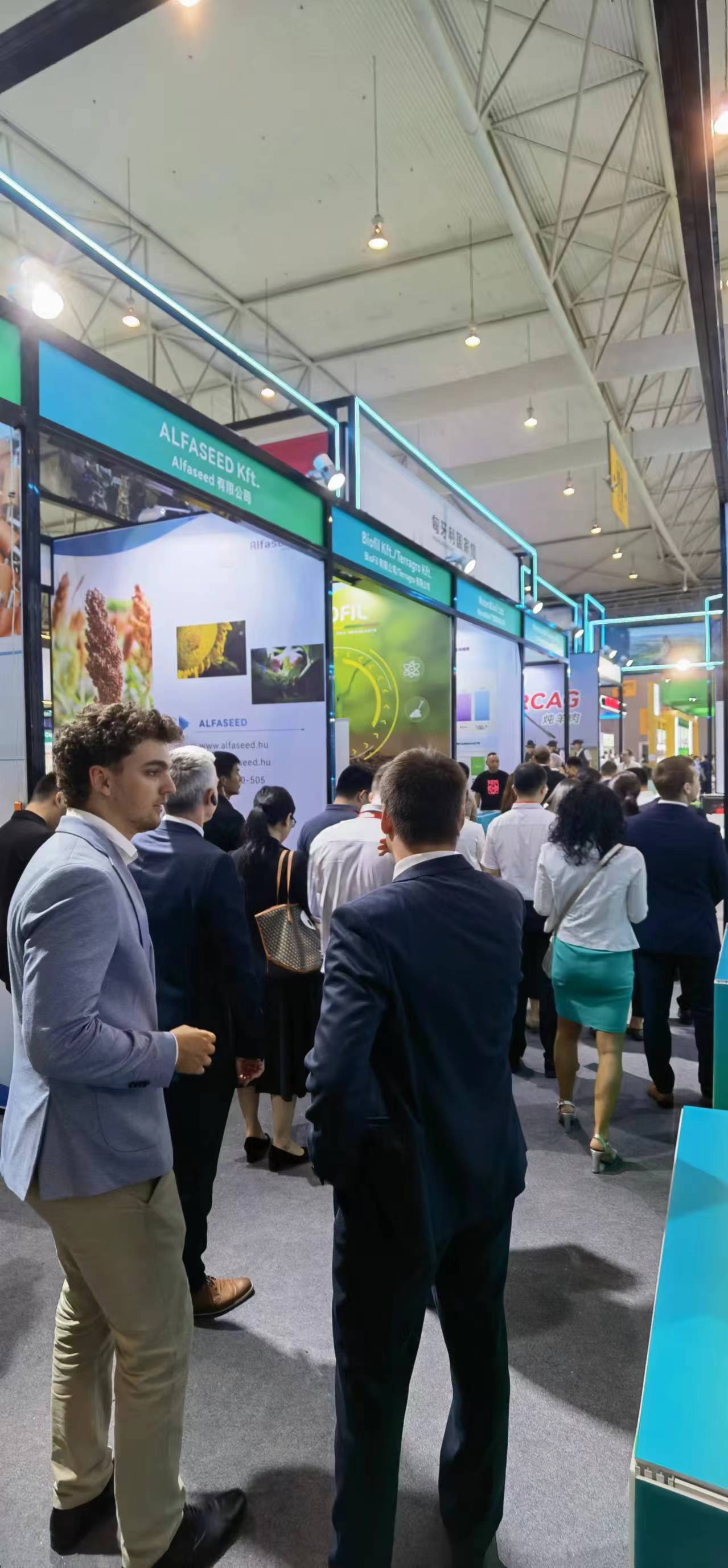 1727241897839081.jpg 4.jpg